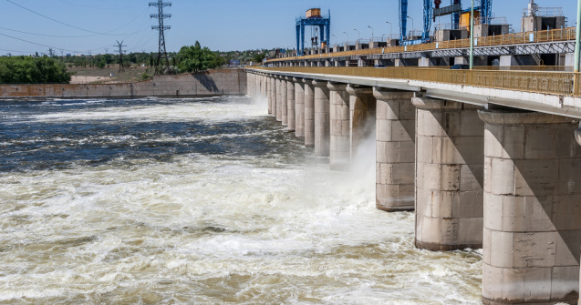 Ce s-ar întâmpla dacă rușii ar arunca în aer barajul Kakhovka. Zelenski: Dezastru istoric