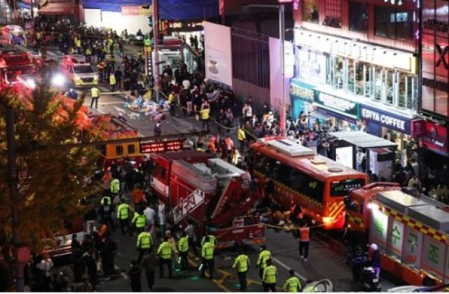 Peste 150 de morți și aproape 3.000 de dispăruți după busculada de Halloween de la Seul. Președintele declară doliu național  