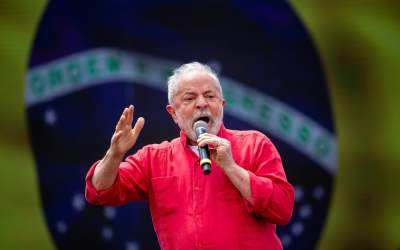 Lula da Silva a câștigat un...