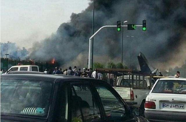 Un avion de pasageri s-a prabusit in Iran. Peste 40 de oameni au murit
