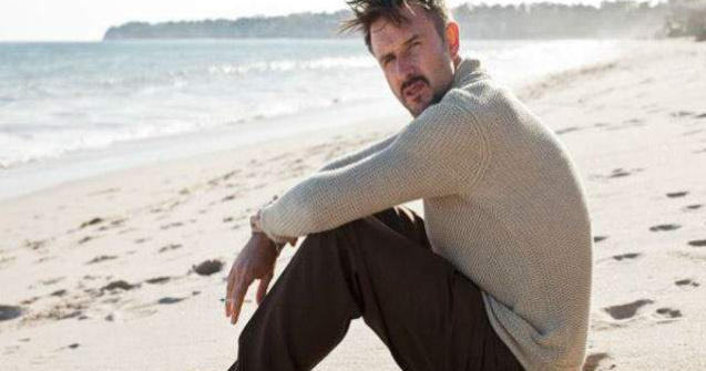 David Arquette vrea sa cumpere un club de striptease