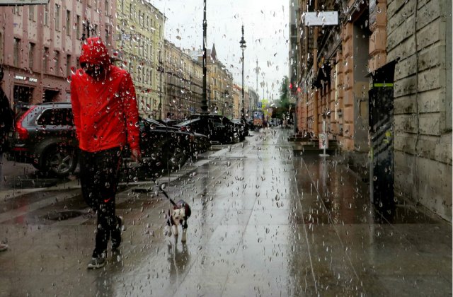 Prognoza meteo pentru weekendul 5-6 noiembrie. Duminică se vor &icirc;nregistra precipitații