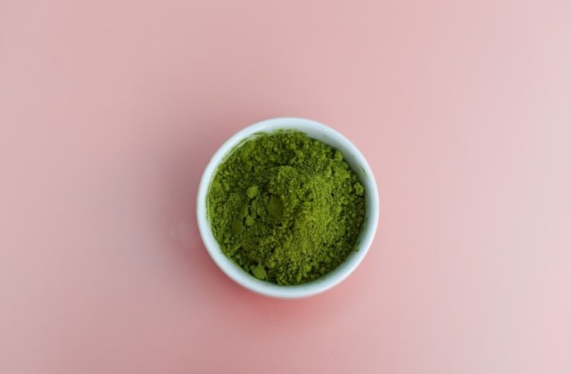 Patru moduri &icirc;n care ceaiul Matcha &icirc;ți &icirc;mbunătățește sănătatea