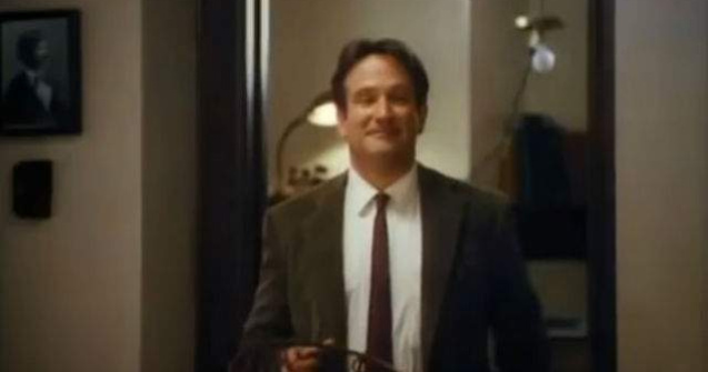  Top  Robin Williams: Top 10 Roluri REMARCABILE din cariera indragitului actor