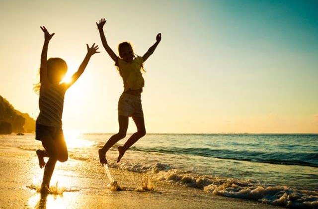 Cum te racoresti pe canicula! Sapte sfaturi utile pentru o vara mai usoara!