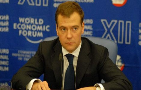 Contul de Twitter al lui Dmitri Medvedev, spart de hackeri