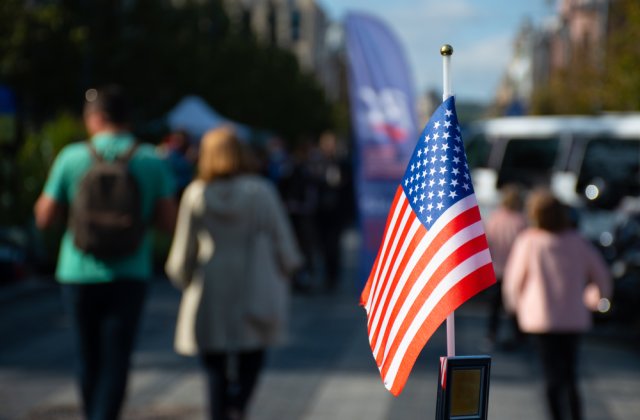 Alegeri SUA, primele rezultate: &bdquo;S-a scris istorie pentru Floridieni, Generația Z și pentru toți cei care cred &icirc;ntr-un viitor mai bun&rdquo;