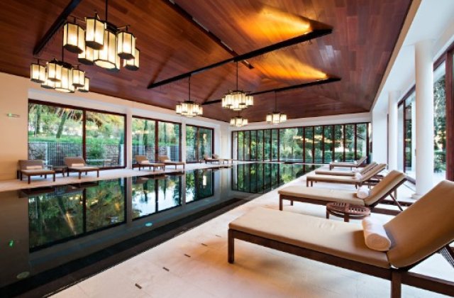 5 lucruri de care să ții cont c&acirc;nd construiești o piscină