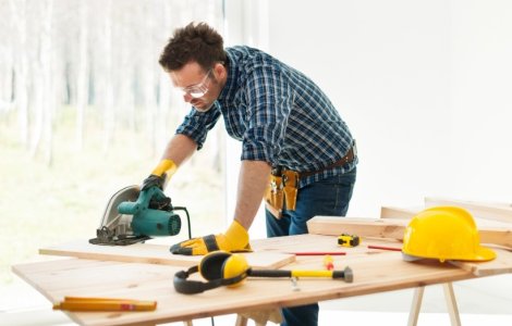 Care sunt criteriile de care să ții cont atunci când alegi scule electrice?