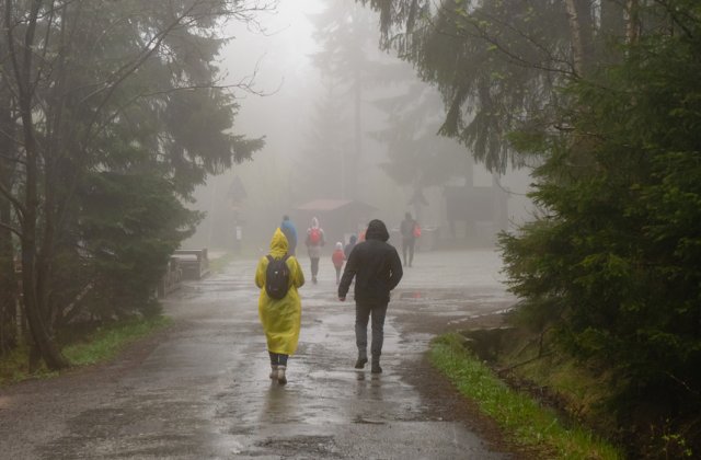 Prognoza meteo ANM pentru vineri, 11 noiembrie. Cum va fi vremea &icirc;n țară și la munte