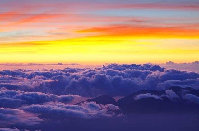 [FOTO] Zece locuri de unde poti vedea cel mai frumos apus de soare