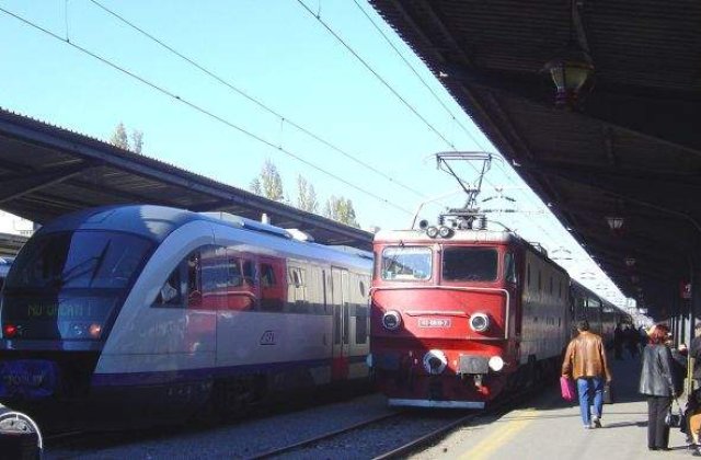 Un barbat s-a aruncat in fata unui tren in Gara de Nord