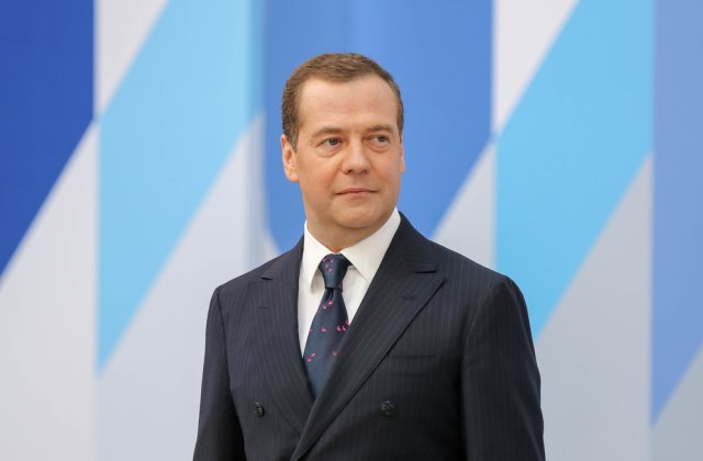 Medvedev: &bdquo;Incidentul din Polonia arată că Occidentul se apropie de războiul mondial&rdquo;