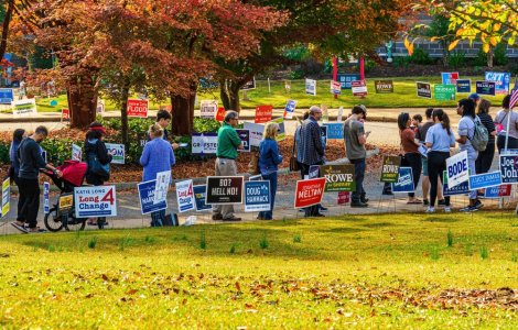 SUA: Republicanii au câștigat majoritatea în Camera Reprezentanților. Joe Biden i-a felicitat