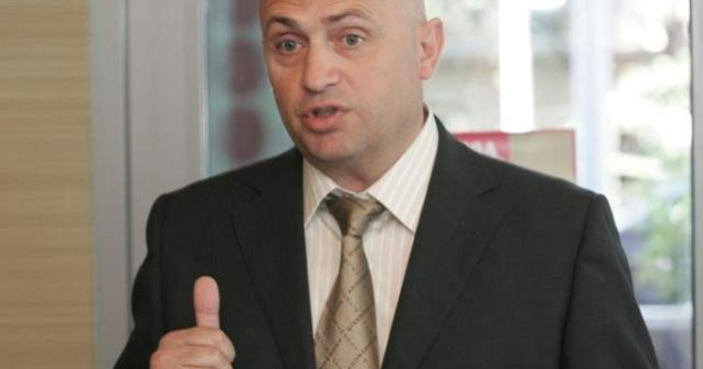 Noul patron al Rapidului: Clubul s-ar descurca si cu maximum sase angajati!