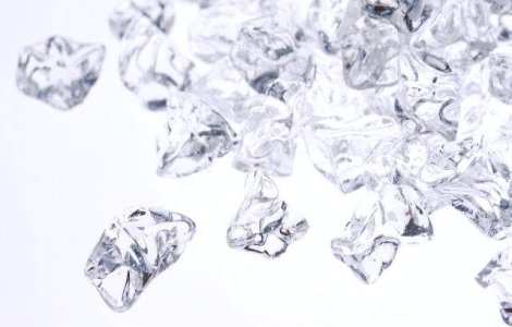  Top   Video  Top 10+1 Vedete care s-au UDAT pentru o cauza nobila