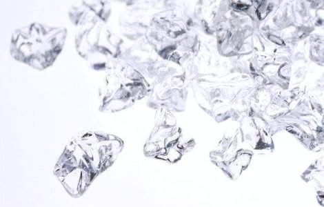  Top   Video  Top 10+1 Vedete care s-au UDAT pentru o cauza nobila