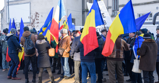 Oamenii din Iași au organizat un marș al pietonilor şi bicicliştilor