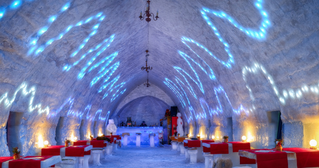 Hotelul de gheață de la Bâlea Lac. Cât costă o noapte de cazare