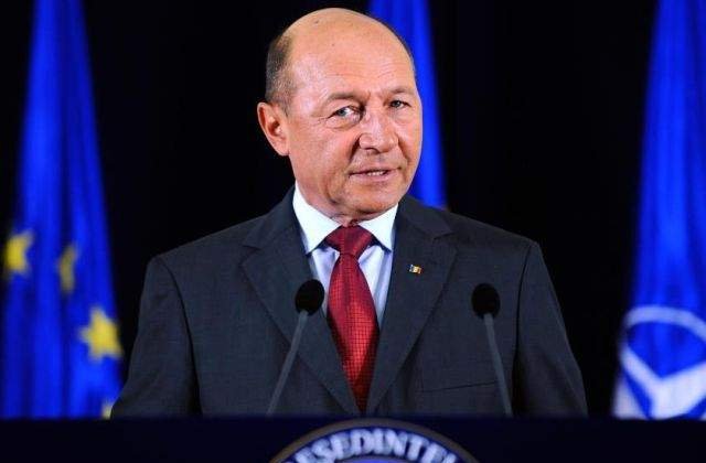 Basescu: INS a avut o gandire "de gaga"! Romania e in recesiune