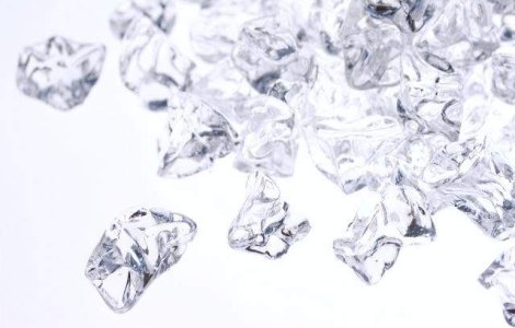 Diplomatii americani NU AU VOIE sa participe la campania "Ice Bucket Challenge"