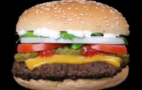 Jucariile incluse in meniurile fast-food pentru copii ar putea fi interzise in New York