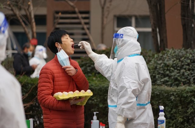 China a atins un număr RECORD de infectări cu COVID-19