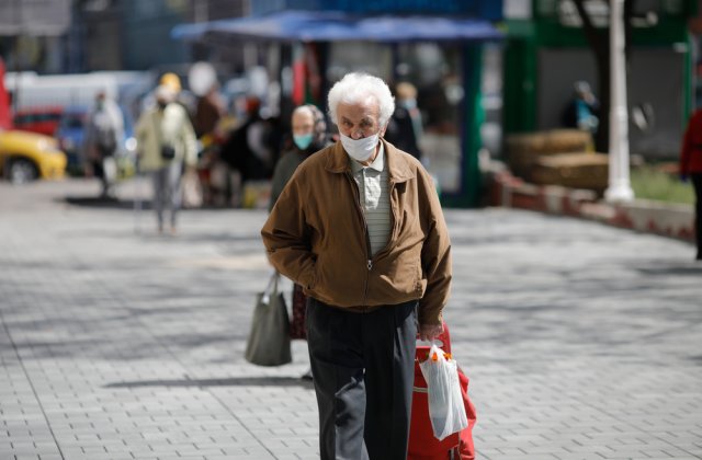 Mai mulți bani pentru pensionari. Cine sunt bătr&acirc;nii care vor primi peste 1.000 de euro &icirc;n plus din ianuarie 2023