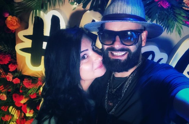 A trecut o lună de la moartea lui Nosfe. Mesajul emoționant transmis de soția sa: &bdquo;Alți 1000 de bărbați nu mă vor iubi așa&rdquo;