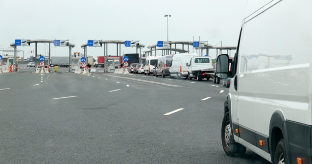 Ucraina și-a închis temporar granița cu România din cauza atacurilor rusești