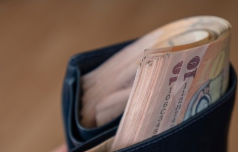 Salariul minim va creşte la 3.000 de lei brut, de la 1 ianuarie. Care va fi suma netă pe care urmează să o primească românii