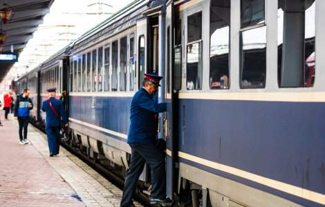 O tânără din Craiova a fost agresată sexual de un controlor CFR