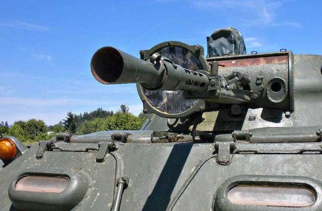 Zeci de BLINDATE si TANCURI a trecut frontiera dinspre Rusia in sudul Ucrainei