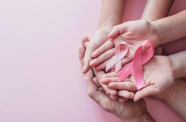 Cancerul de s&acirc;n, cea mai gravă afecțiune a femeilor. Peste 12 mii de cazuri sunt depistate anual