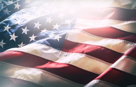 Casa Albă respinge acuzațiile că SUA ar profita de pe urma prețurilor exagerate la gazul lichefiat livrat Europei. Țările europene caută modalități pentru a înlocui aprovizionarea