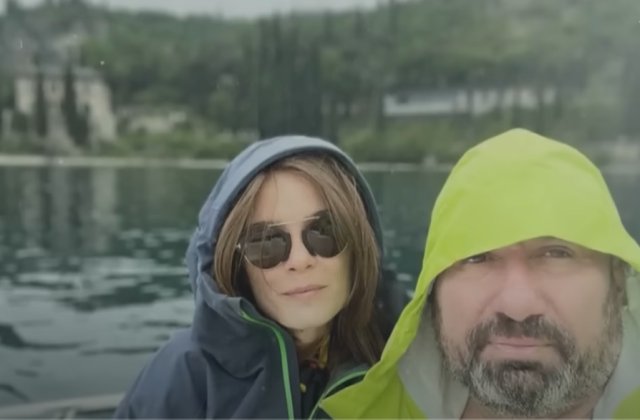 Ce diferență de v&acirc;rstă este &icirc;ntre Cătălin Scărlătescu și Doina Teodoru: &bdquo;Eu nu mă simt bătr&acirc;n&rdquo;