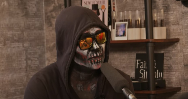 Carla’s Dreams, fără mască la aniversarea de 10 ani a proiectului. Cum arată în realitate artistul VIDEO