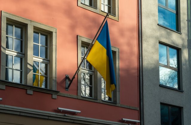Atentat cu bombă la Ambasada Ucrainei din Madrid. Un angajat a fost rănit