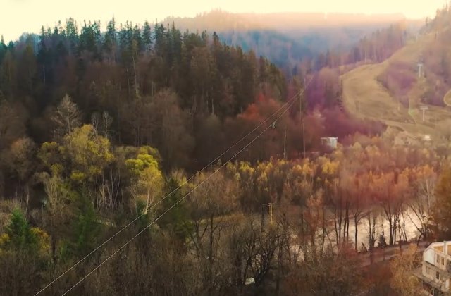 VIDEO Cea mai lungă tiroliană din Europa se găsește &icirc;n Rom&acirc;nia: &bdquo;O privelişte frumoasă de la &icirc;nălţime&rdquo;