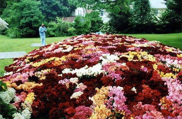 [VIDEO] Un american a creat cea mai MARE ghirlanda din lume