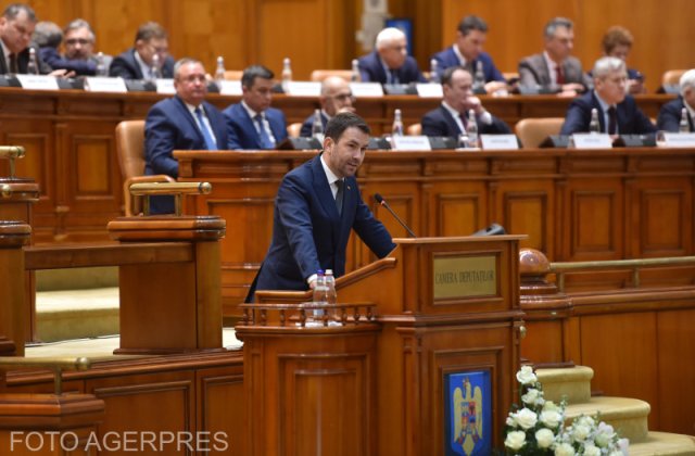 Drulă &icirc;i reproșează lui Popescu adoptarea Ordonanței de urgență care prevede taxarea prosumatorilor: &bdquo;O sfidare la adresa rom&acirc;nilor&rdquo;