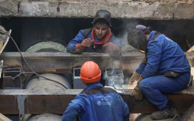 Lucrările la magistrala...