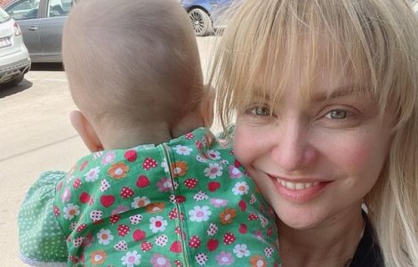 Cristina Cioran a rămas o mamă singură. Cine o ajută cu creșterea copilului: „Ne-am mutat împreună”