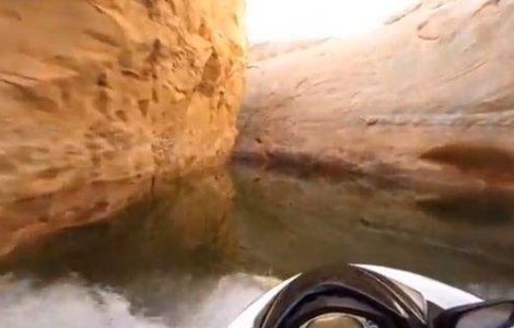  Video  SPECTACULOS! Cum arata DE FAPT o cursa cu un jet ski!