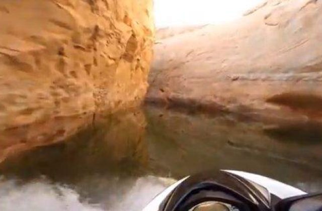 [VIDEO] SPECTACULOS! Cum arata DE FAPT o cursa cu un jet ski!