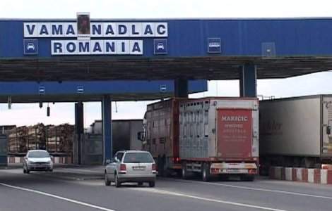 AGLOMERATIE MARE la iesirea din tara prin Vama Nadlac