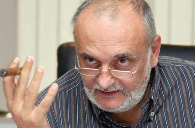 Dinu Patriciu, condus pe ultimul drum de peste 100 de persoane