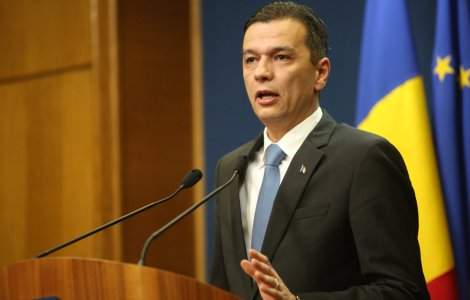 Grindeanu promite 100 de kilometri de autostradă pe an