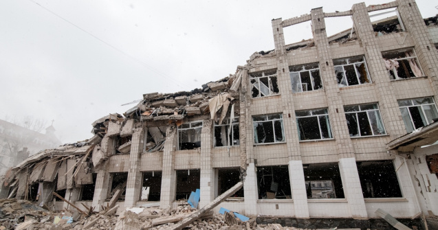 Rusia se confruntă cu stocuri insuficiente. Pentagonul: Pare să folosească bombe expirate