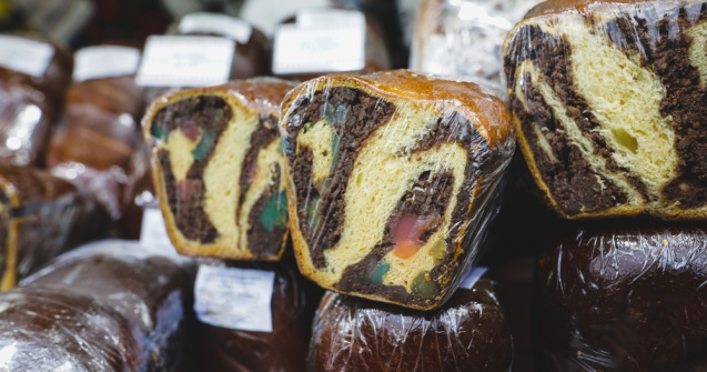 Cel mai scump cozonac din ultimii 20 de ani. Cât dăm acum pe un kilogram